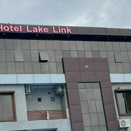 Hotel O Lake Link Bhopal Exteriör bild